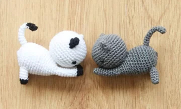 playing2-cats-free-amigurumi-pattern-product-NIEUW-2_1000x